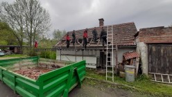 Rybárna „pazderna“ - čp. 57 má novou střechu a zrekonstruovaný komín